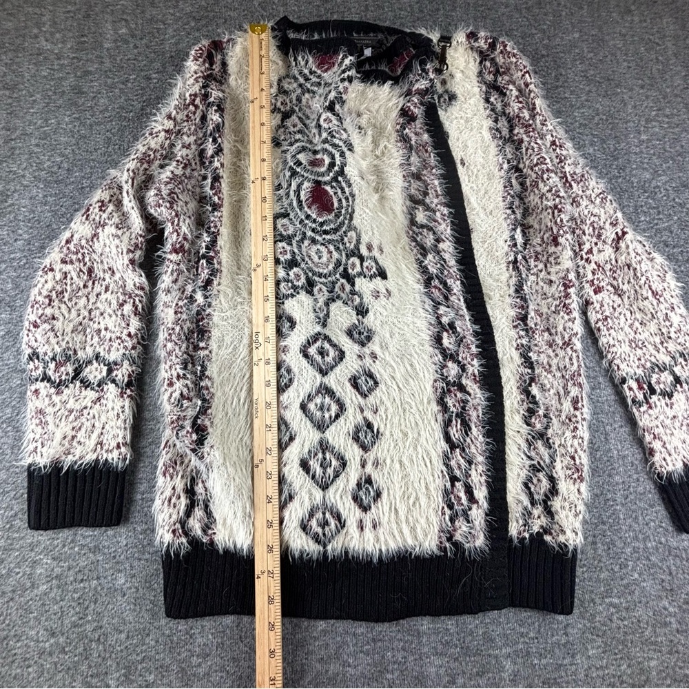 BCBGMaxAzria Black and Cream Patterned Cardigan - Picture 2 of 6